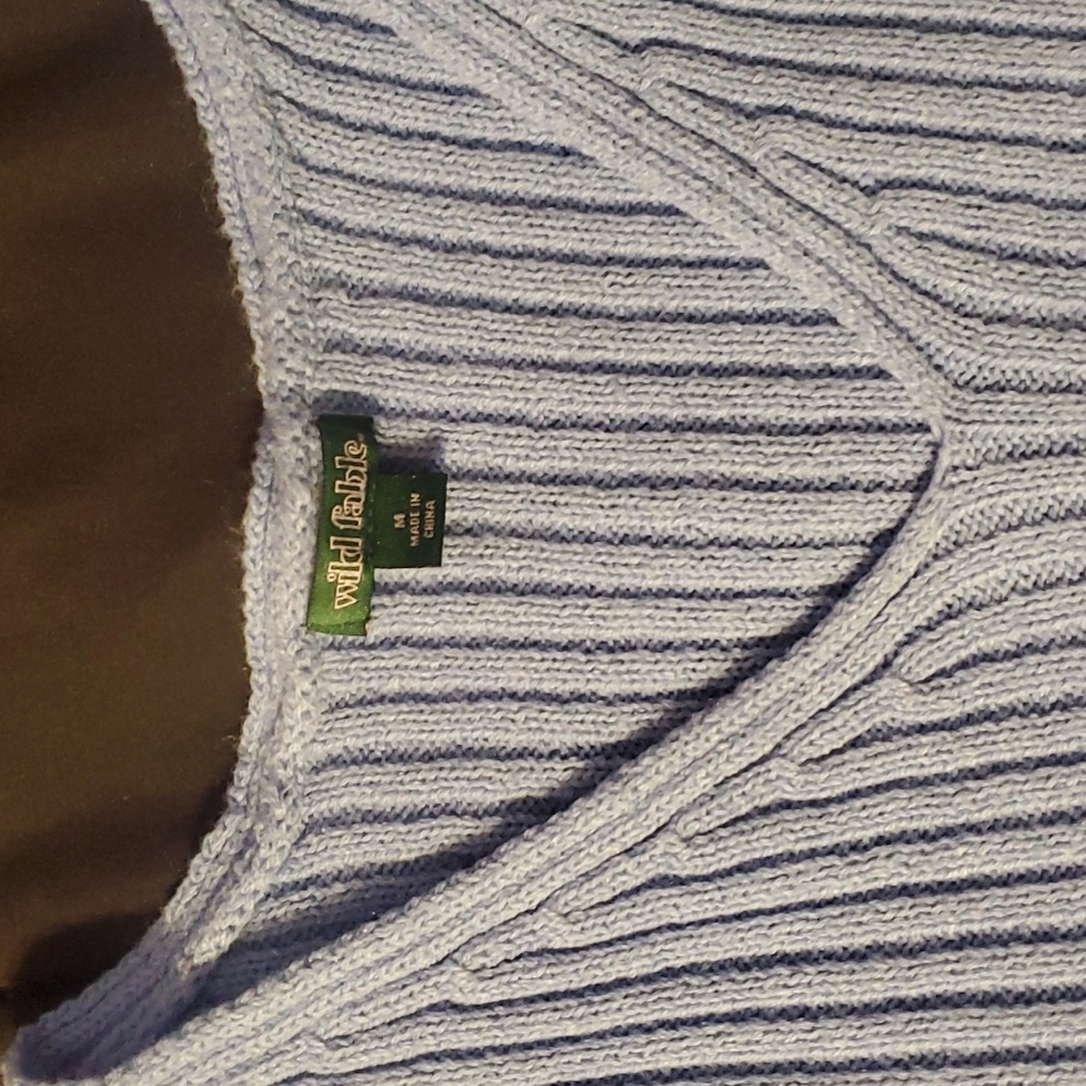 Cropped sweater - Picture 2 of 2